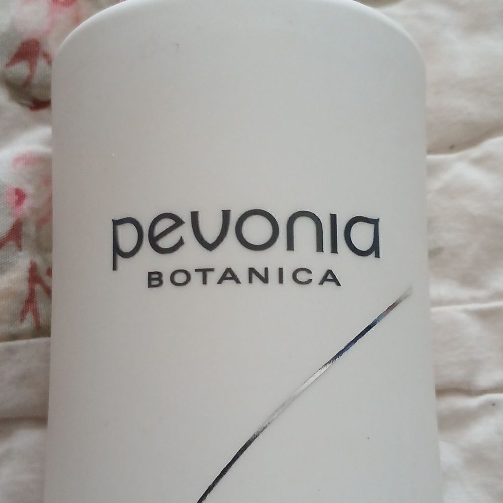 Pevonia   - Picture 3 of 4